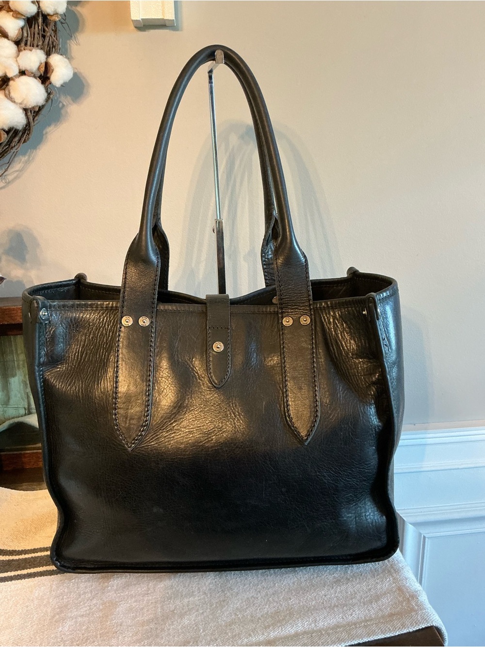 Frye Amy Leather Shopper Tote Shoulder Bag Black Retail $448 - Picture 4 of 11